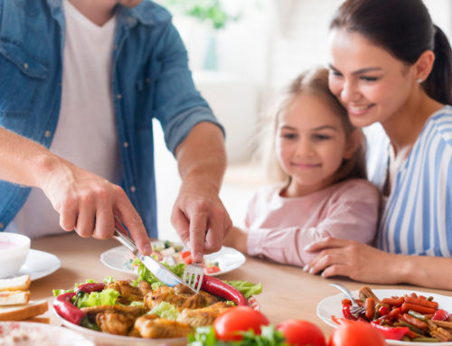 10 dicas de alimentação saudável para crianças: bons hábitos e o que evitar